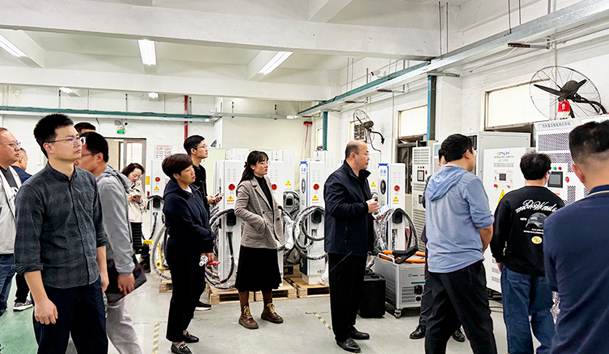 交流互鑒 共促發(fā)展｜國家市場(chǎng)監(jiān)督管理總局計(jì)量司組織各地市計(jì)量處室到訪鴻嘉利參觀學(xué)習(xí)